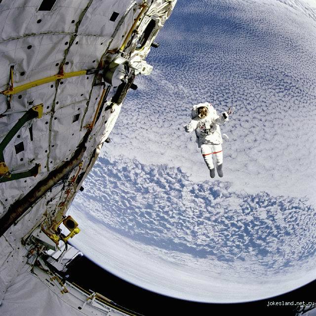 Десять самых значимых выходов человека в открытый космос